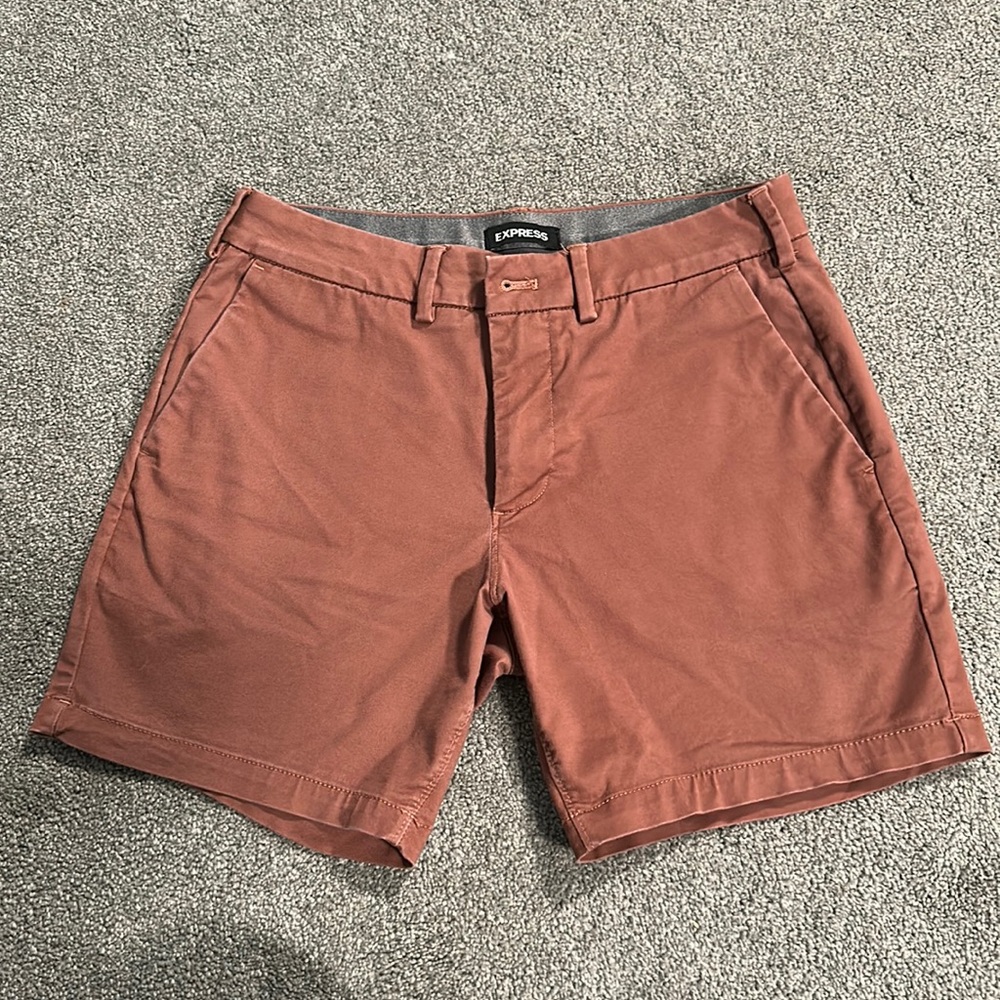 EXPRESS 6 IN INSEAM SHORTS